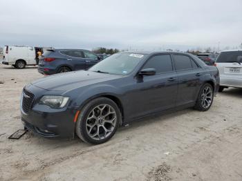  Salvage Chrysler 300