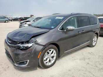  Salvage Chrysler Pacifica