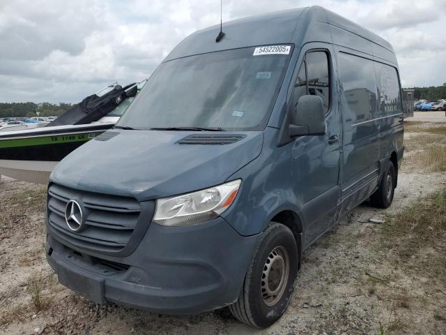  Salvage Mercedes-Benz Sprinter
