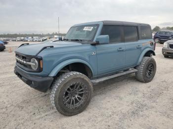 Salvage Ford Bronco