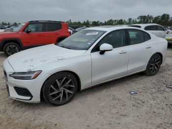  Salvage Volvo S60