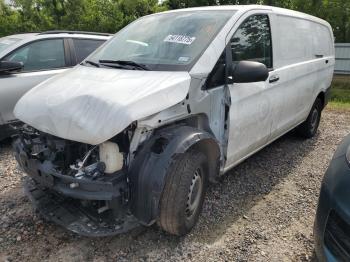  Salvage Mercedes-Benz Metris