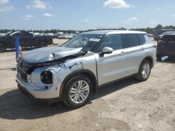  Salvage Mitsubishi Outlander