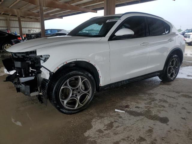  Salvage Alfa Romeo Stelvio