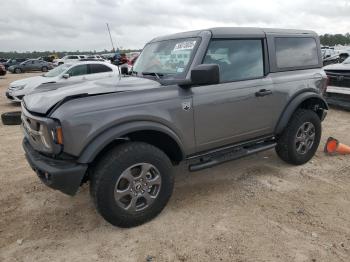  Salvage Ford Bronco