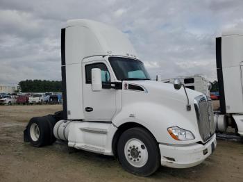  Salvage Kenworth T680
