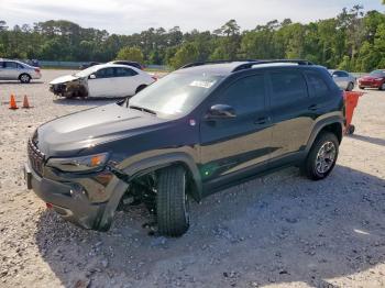  Salvage Jeep Cherokee