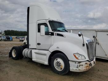  Salvage Kenworth T680
