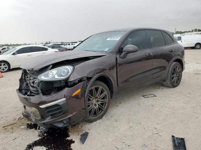  Salvage Porsche Cayenne