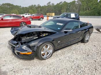  Salvage Ford Mustang