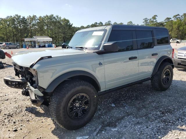  Salvage Ford Bronco