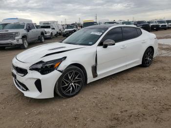 Salvage Kia Stinger