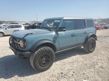  Salvage Ford Bronco