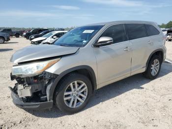  Salvage Toyota Highlander