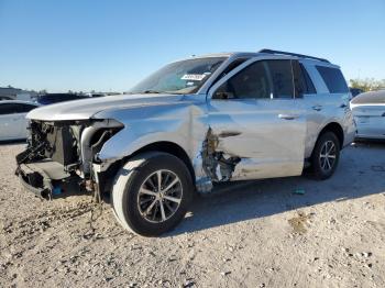  Salvage Ford Expedition