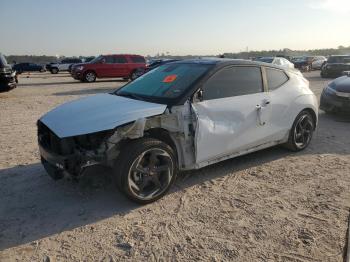  Salvage Hyundai VELOSTER