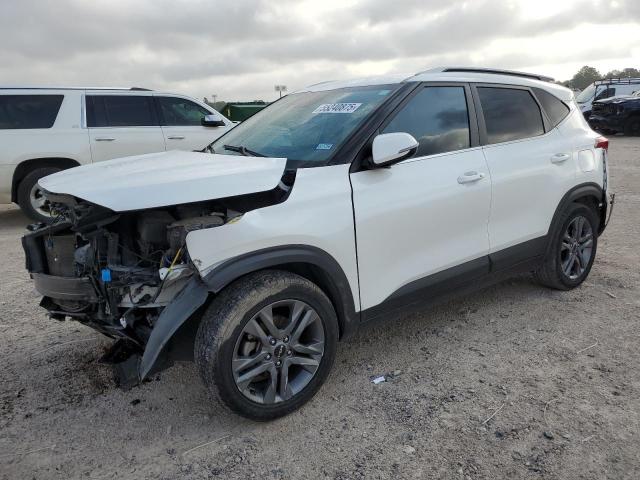  Salvage Kia Seltos