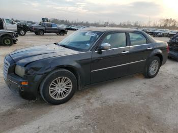  Salvage Chrysler 300