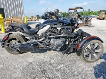  Salvage Can-Am Spyder