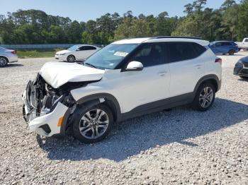  Salvage Kia Seltos