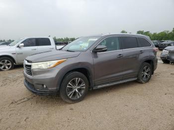  Salvage Toyota Highlander