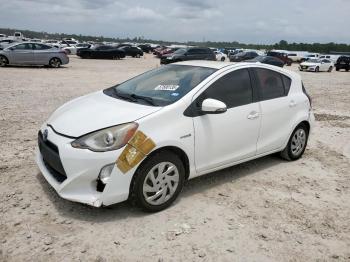  Salvage Toyota Prius