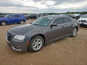  Salvage Chrysler 300