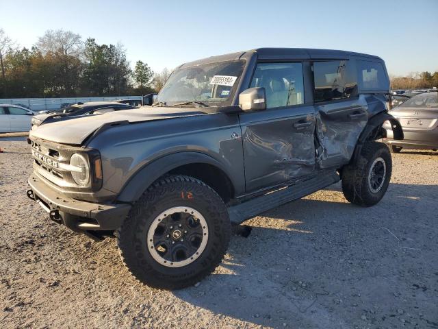  Salvage Ford Bronco