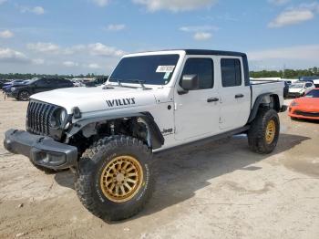  Salvage Jeep Gladiator