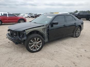  Salvage Chrysler 300