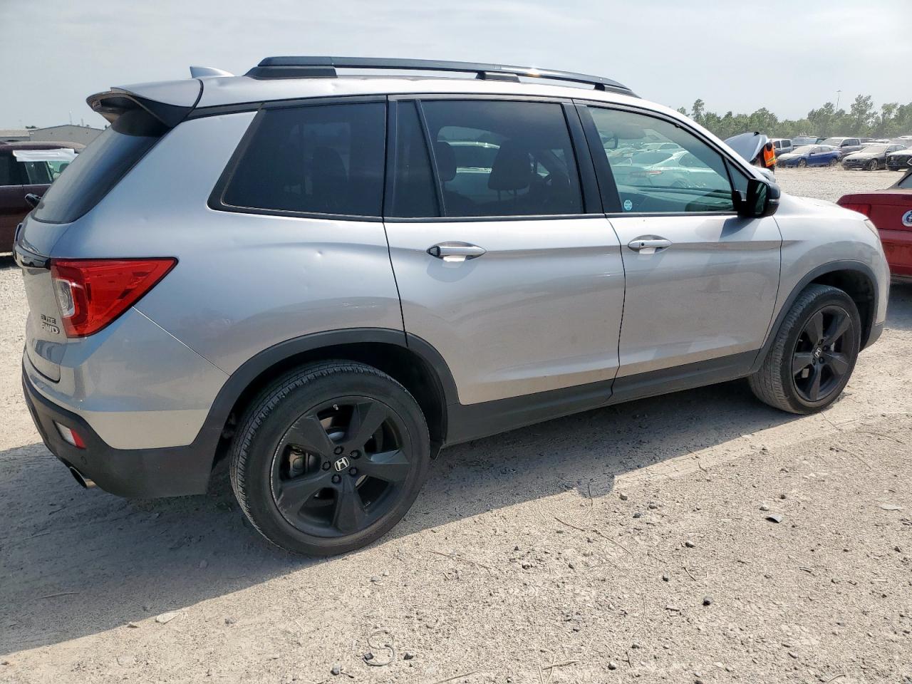 Honda Passport Elite Image 2
