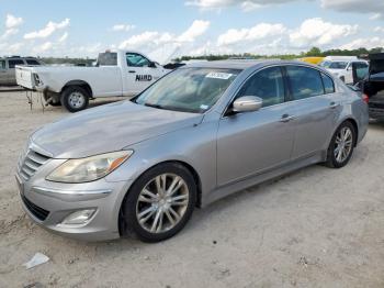  Salvage Hyundai Genesis
