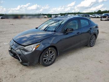  Salvage Toyota Yaris