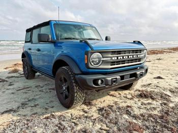  Salvage Ford Bronco