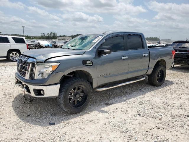  Salvage Nissan Titan