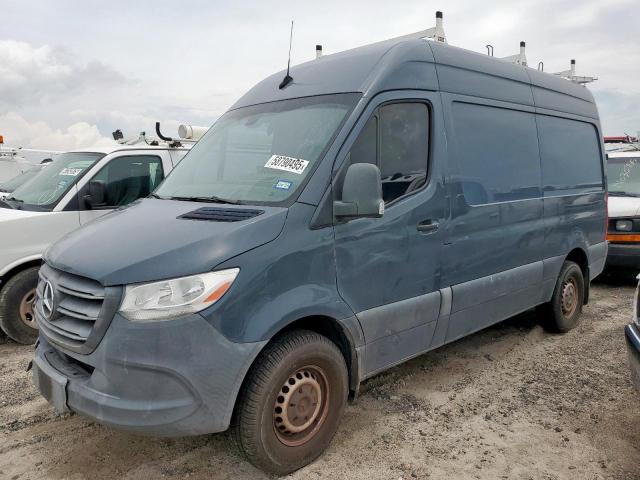  Salvage Mercedes-Benz Sprinter