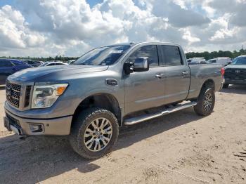  Salvage Nissan Titan
