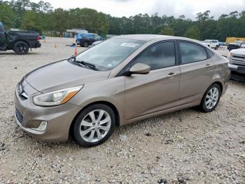  Salvage Hyundai ACCENT