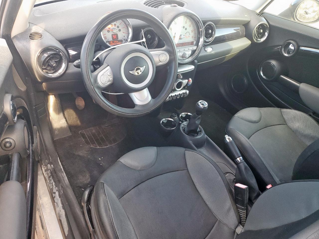 MINI Cooper Clubman Image 9