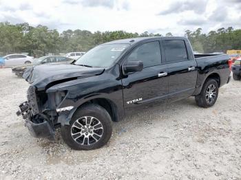  Salvage Nissan Titan