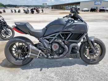  Salvage Ducati Diavel