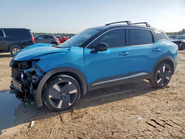  Salvage Nissan Kicks