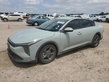  Salvage Kia K4 Lx