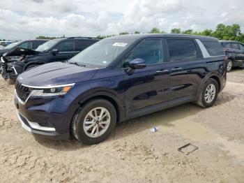  Salvage Kia Carnival