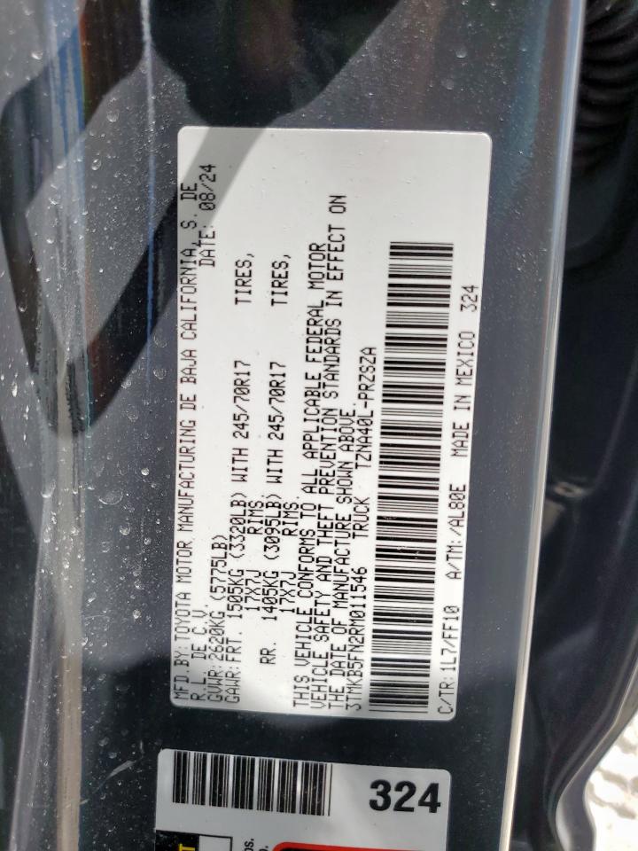 Toyota Tacoma Double Cab Image 8