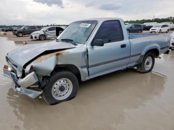  Salvage Toyota Pickup