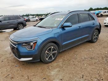  Salvage Kia Niro