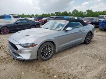  Salvage Ford Mustang