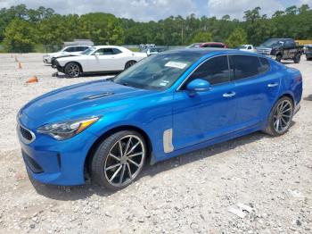  Salvage Kia Stinger