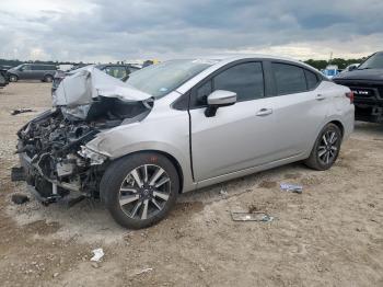  Salvage Nissan Versa